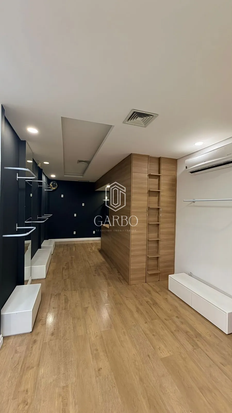 SALA COMERCIAL NO SHOPPING SANTA CRUZ