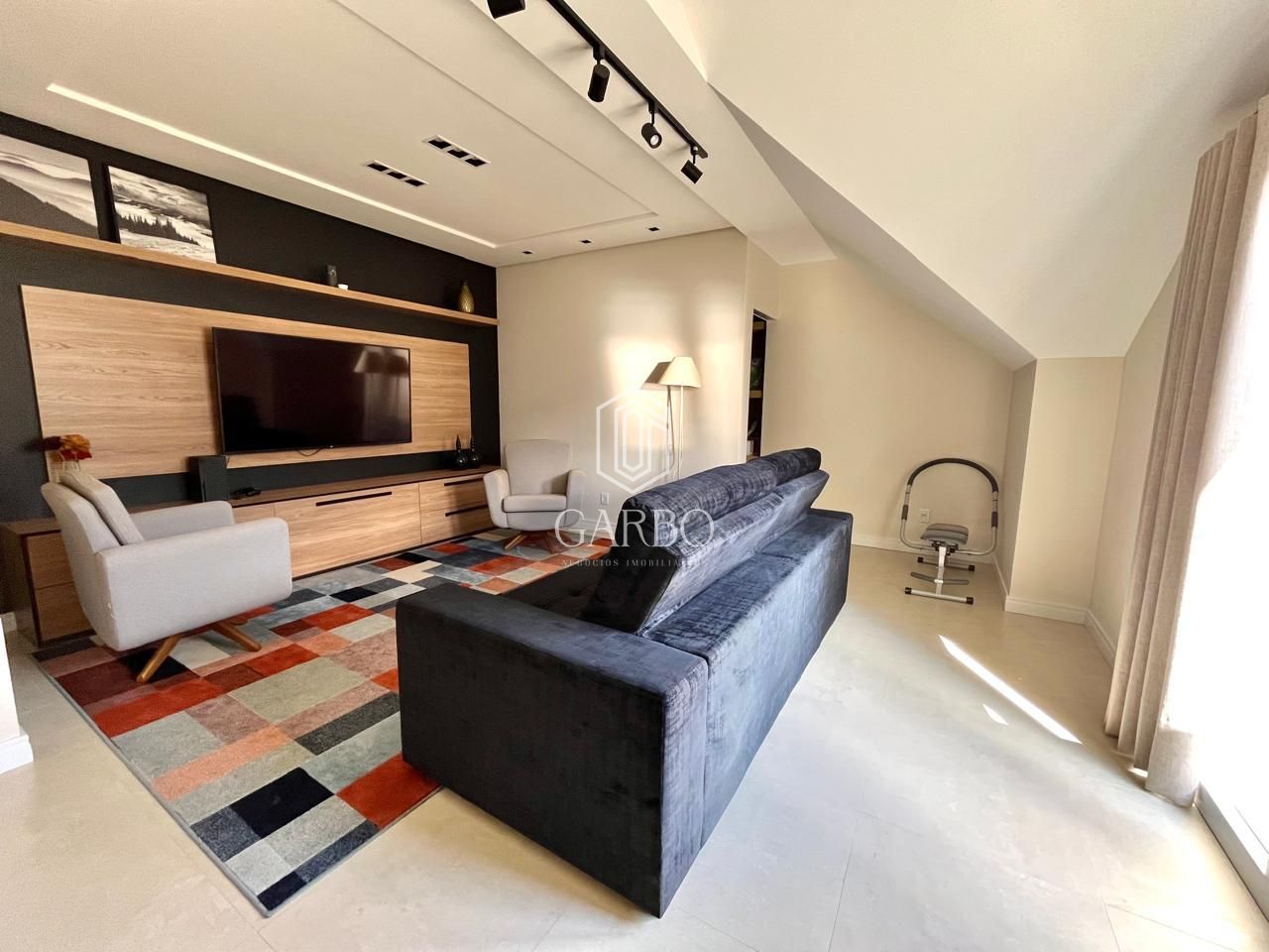 Casa, 3 quartos, 268 m² - Foto 2