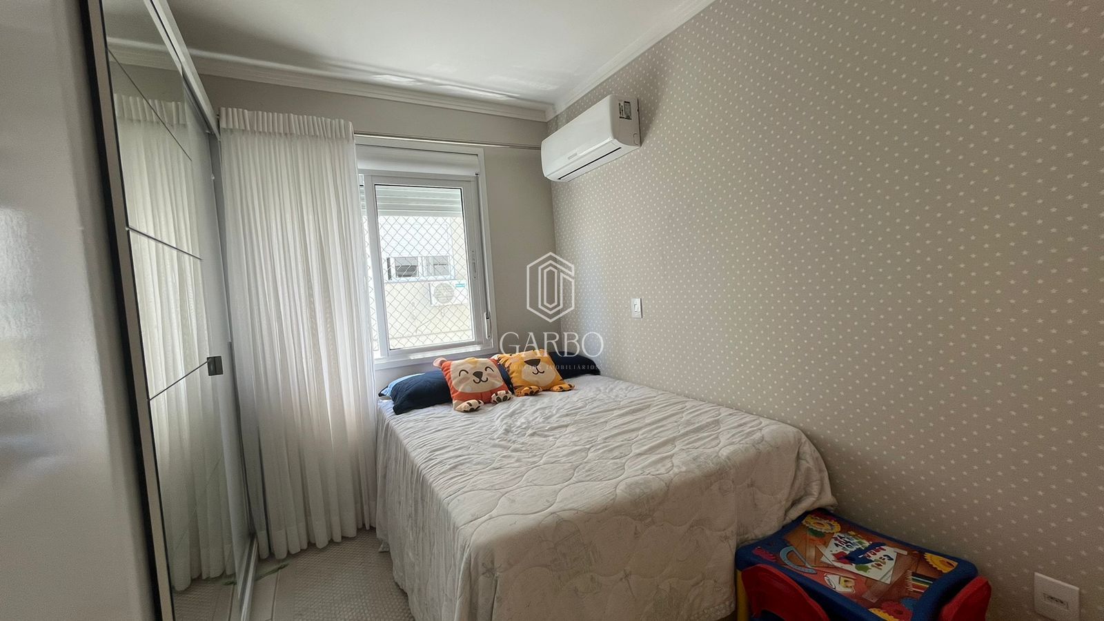 Apartamento à venda com 2 quartos, 87m² - Foto 7