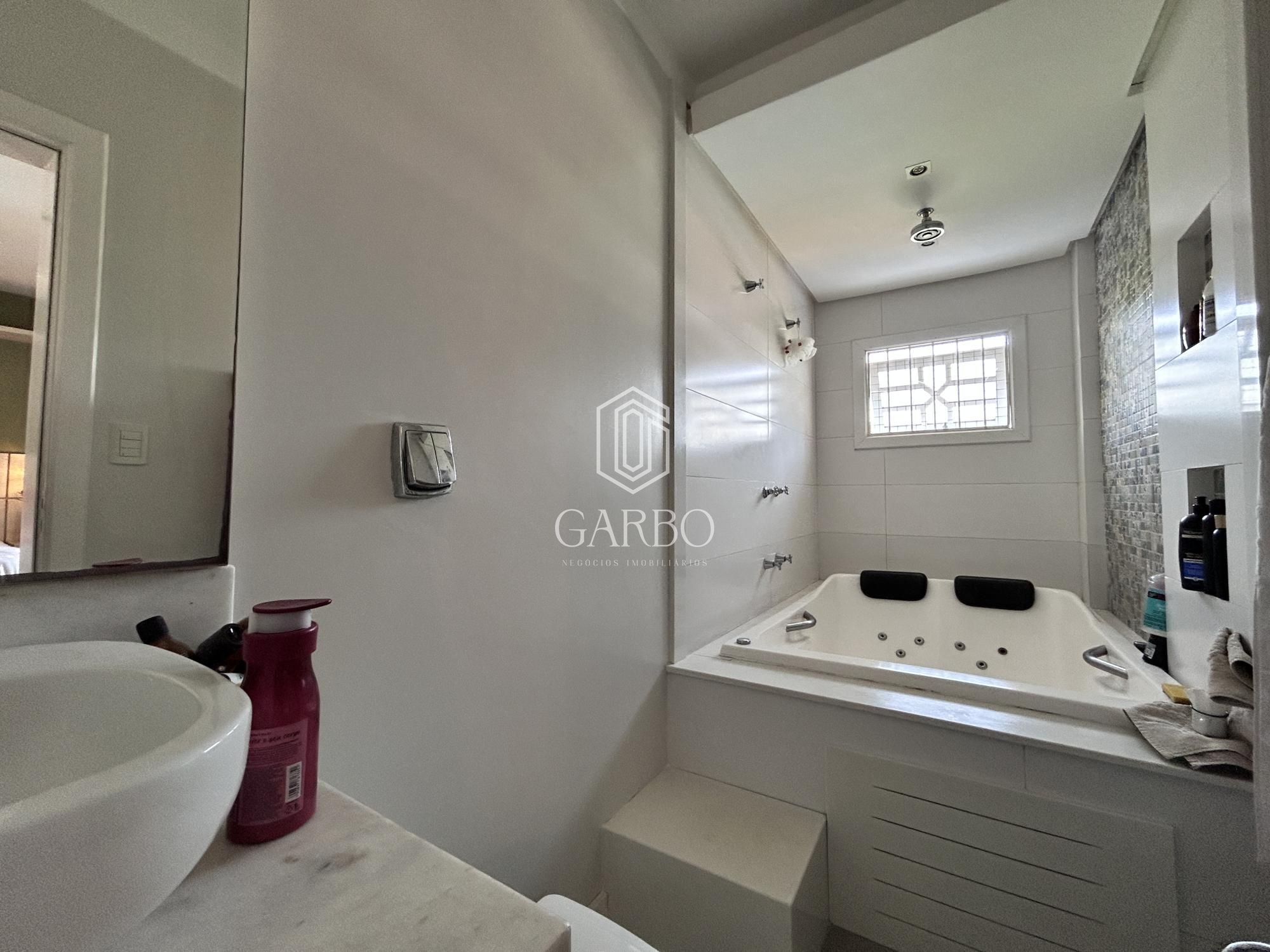 Casa, 3 quartos, 270 m² - Foto 15