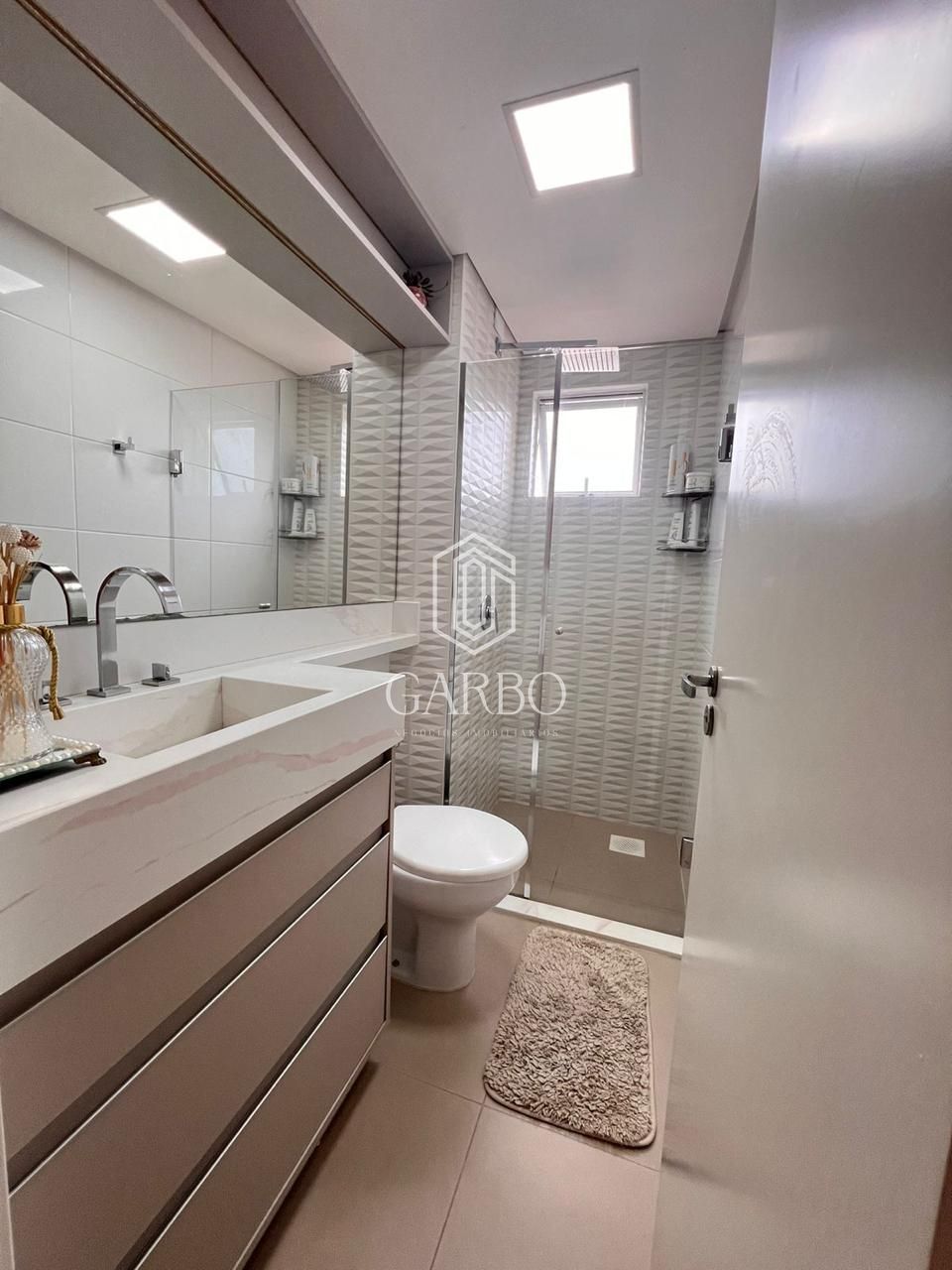 Apartamento à venda com 2 quartos, 72m² - Foto 11