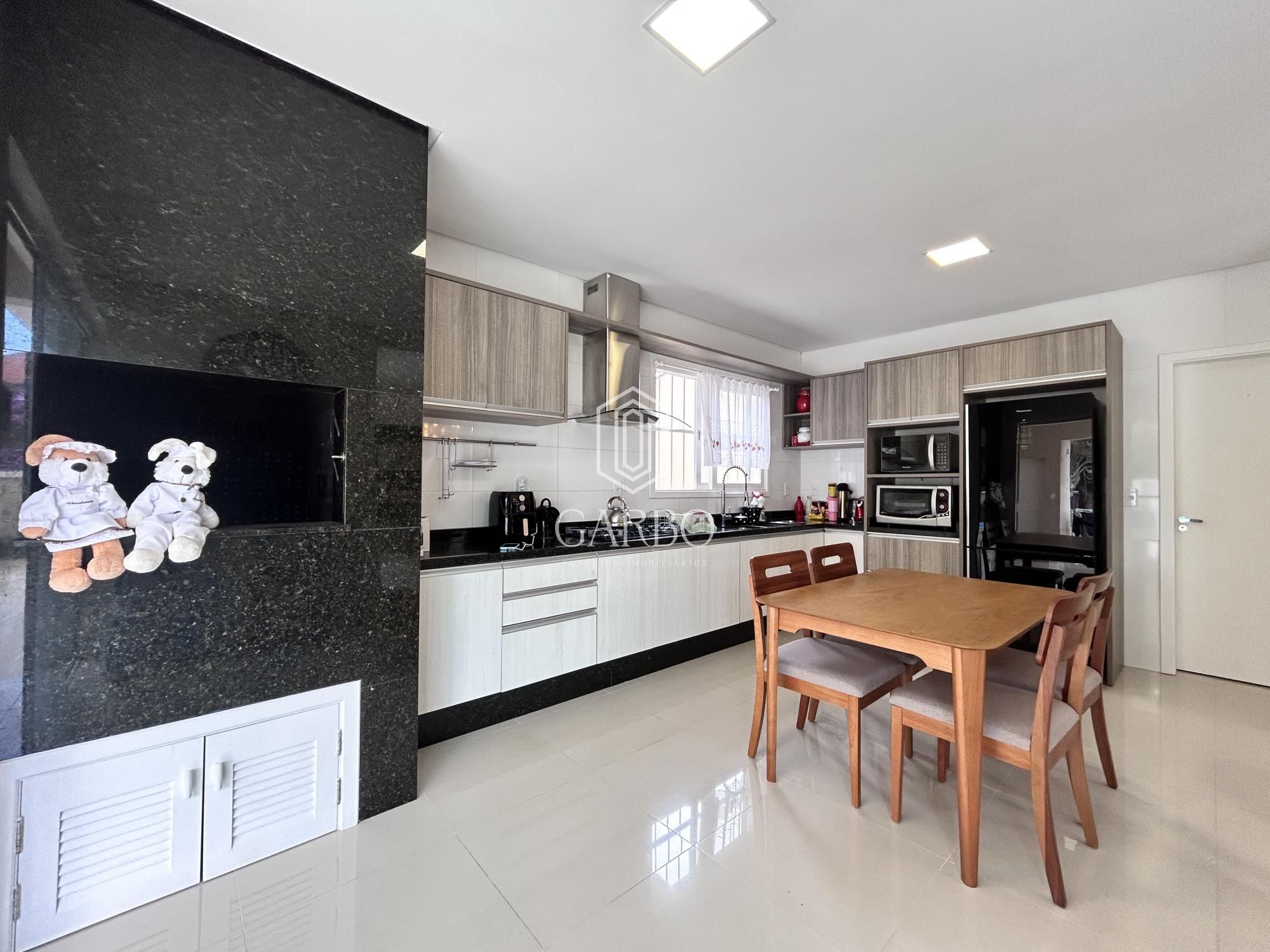 Casa, 3 quartos, 283 m² - Foto 5