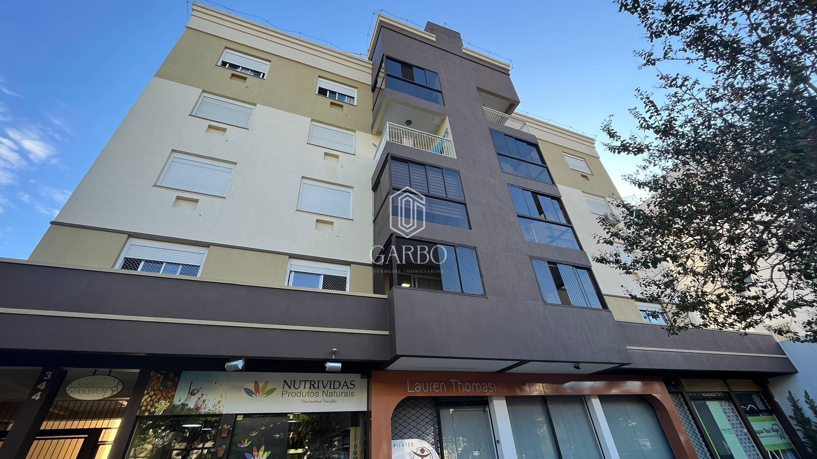 Cobertura à venda com 2 quartos, 157m² - Foto 1