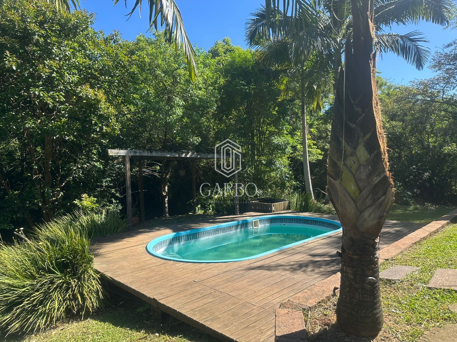 Chácara, 2 quartos, 10000 m² - Foto 1