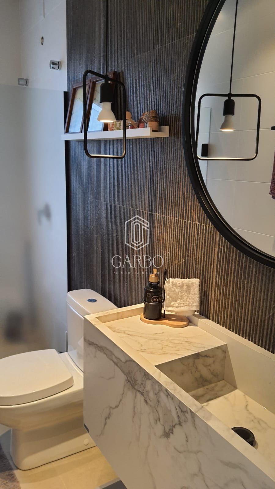 Casa à venda com 3 quartos, 227m² - Foto 18