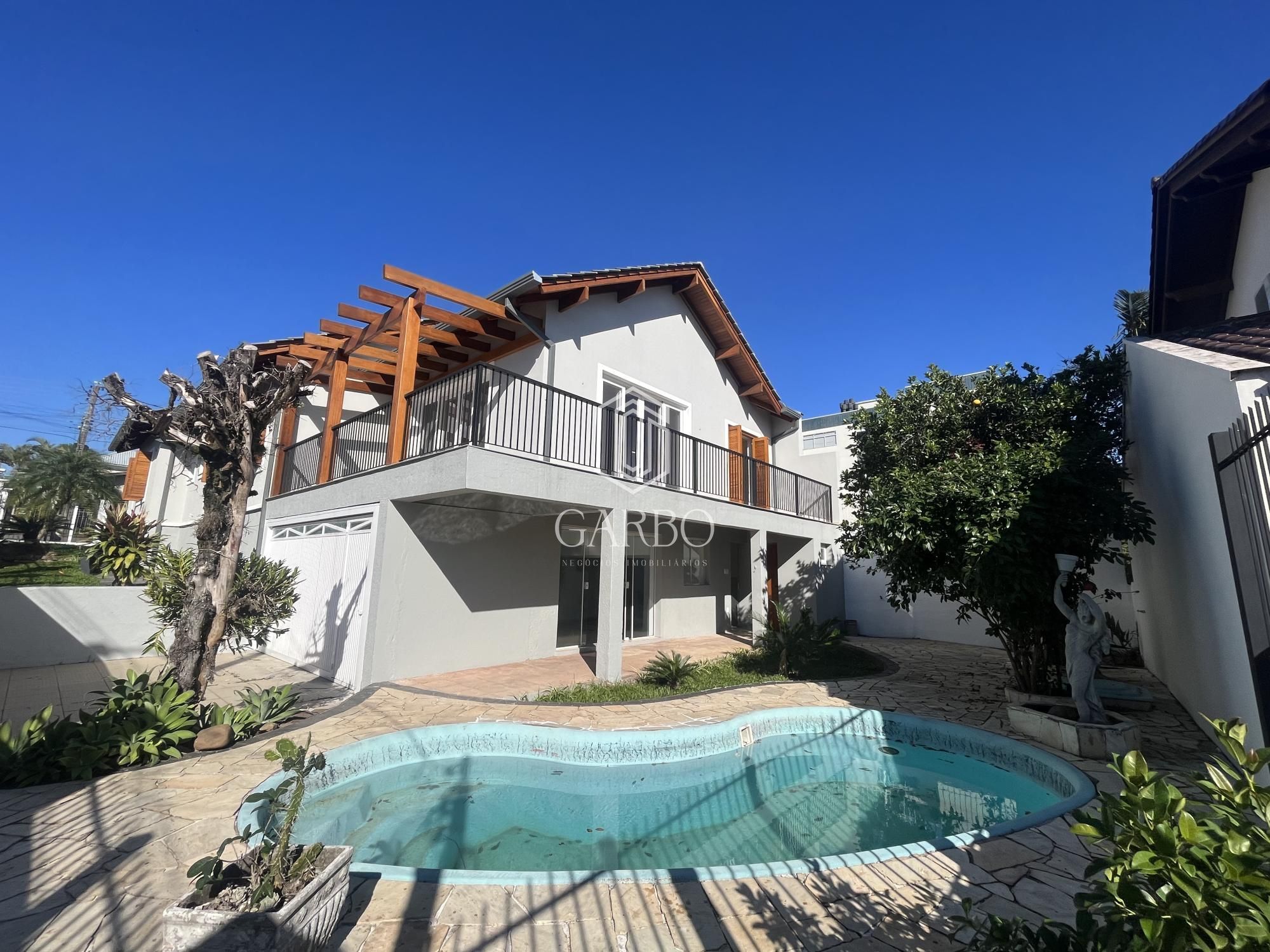 Casa, 3 quartos, 310 m² - Foto 1