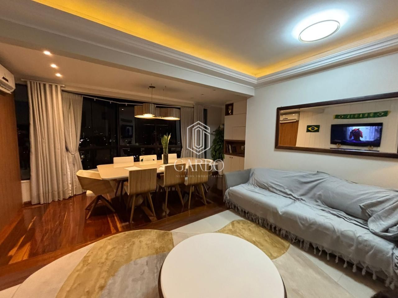 Cobertura, 3 quartos, 281 m² - Foto 2