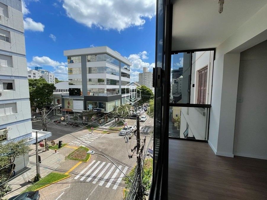 Apartamento à venda com 2 quartos, 118m² - Foto 2