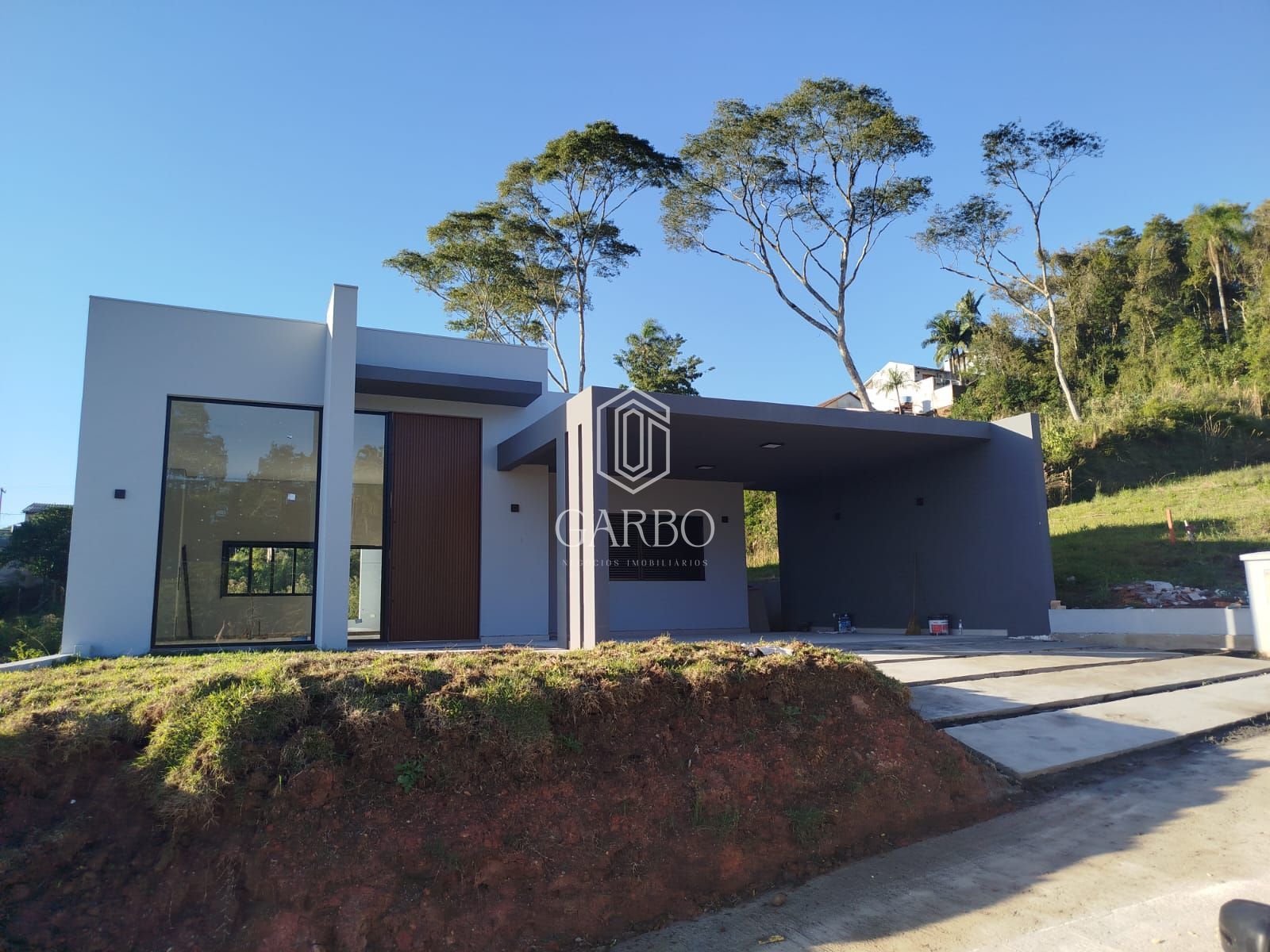 CASA EM CONSTRUÇÃO NO RENASCENÇA