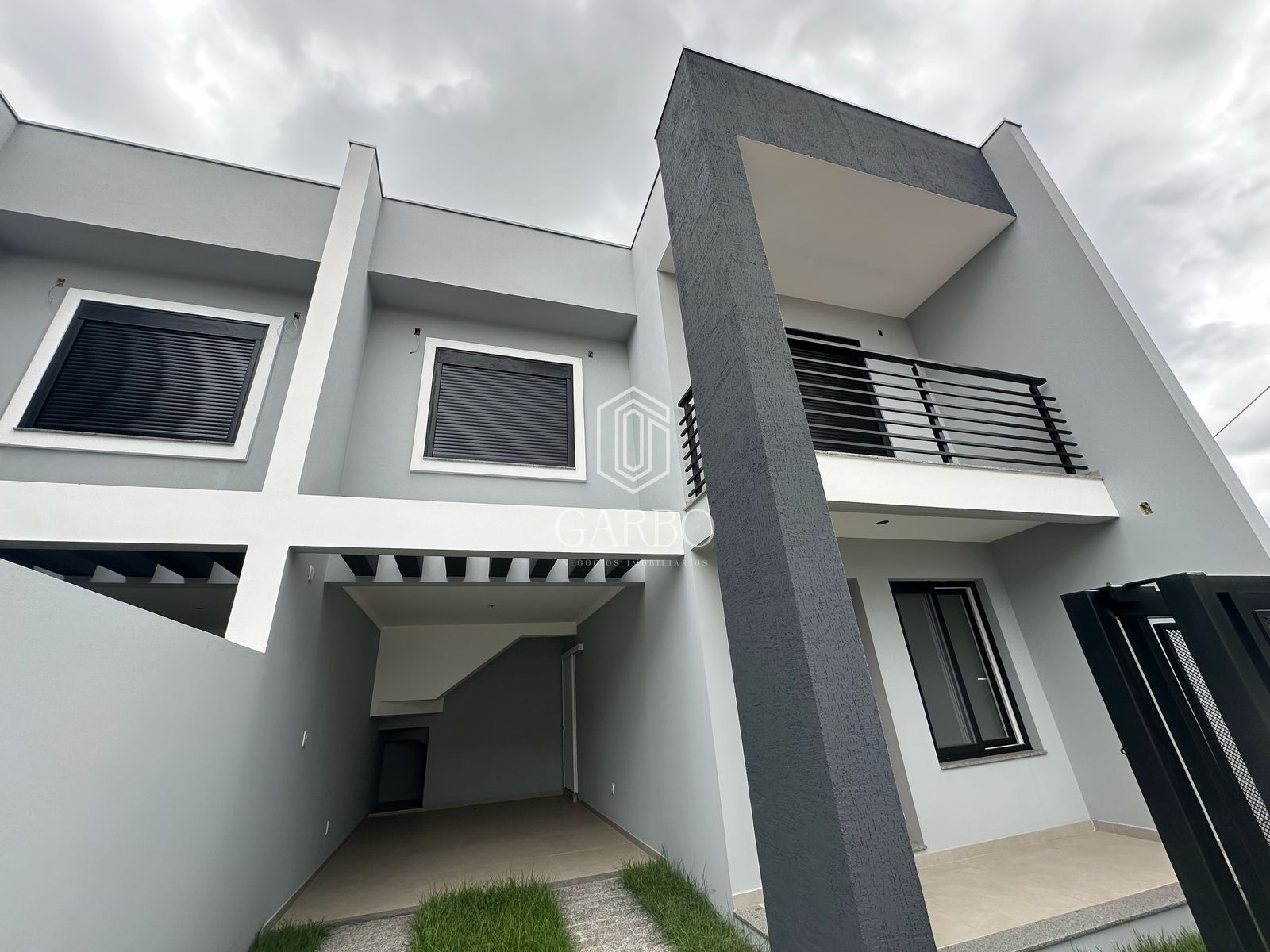 DUPLEX EM FASE FINAL DE CONSTRUÇÃO À VENDA NO BAIRRO GOIÁS