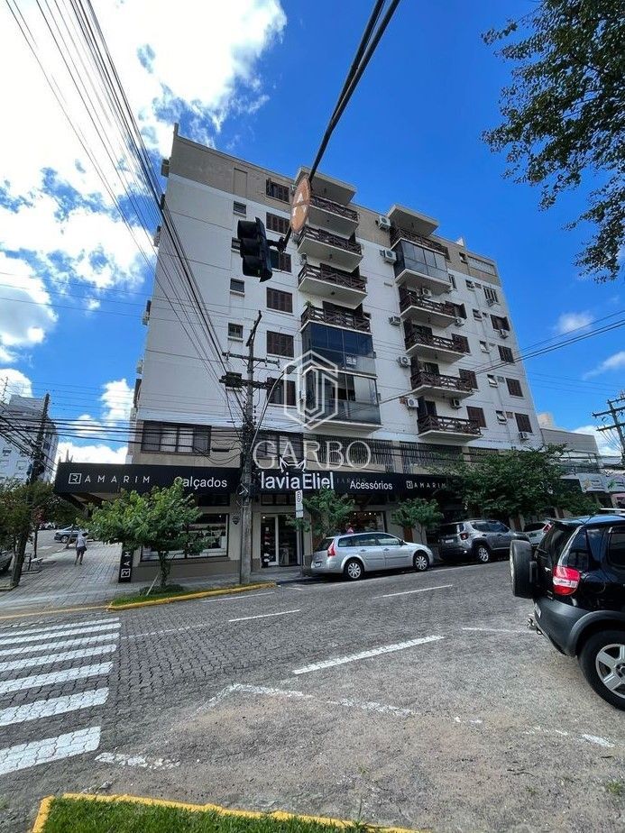 Apartamento à venda com 2 quartos, 118m² - Foto 1