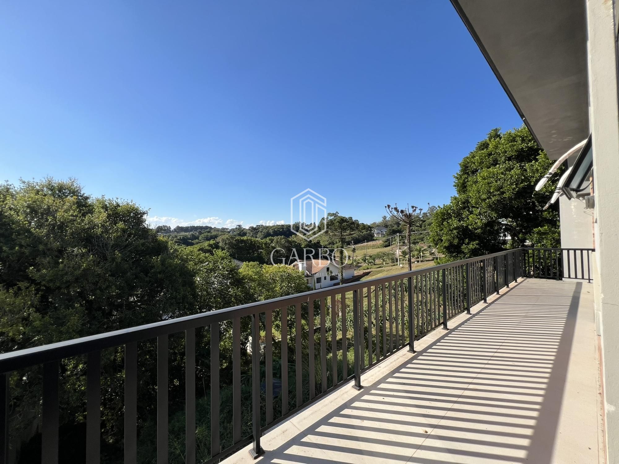 Casa à venda com 3 quartos, 314m² - Foto 7