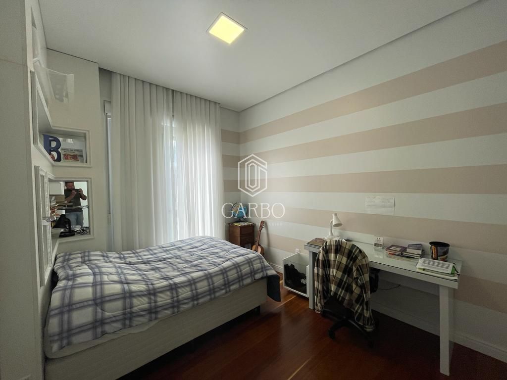 Casa à venda com 4 quartos, 393m² - Foto 13