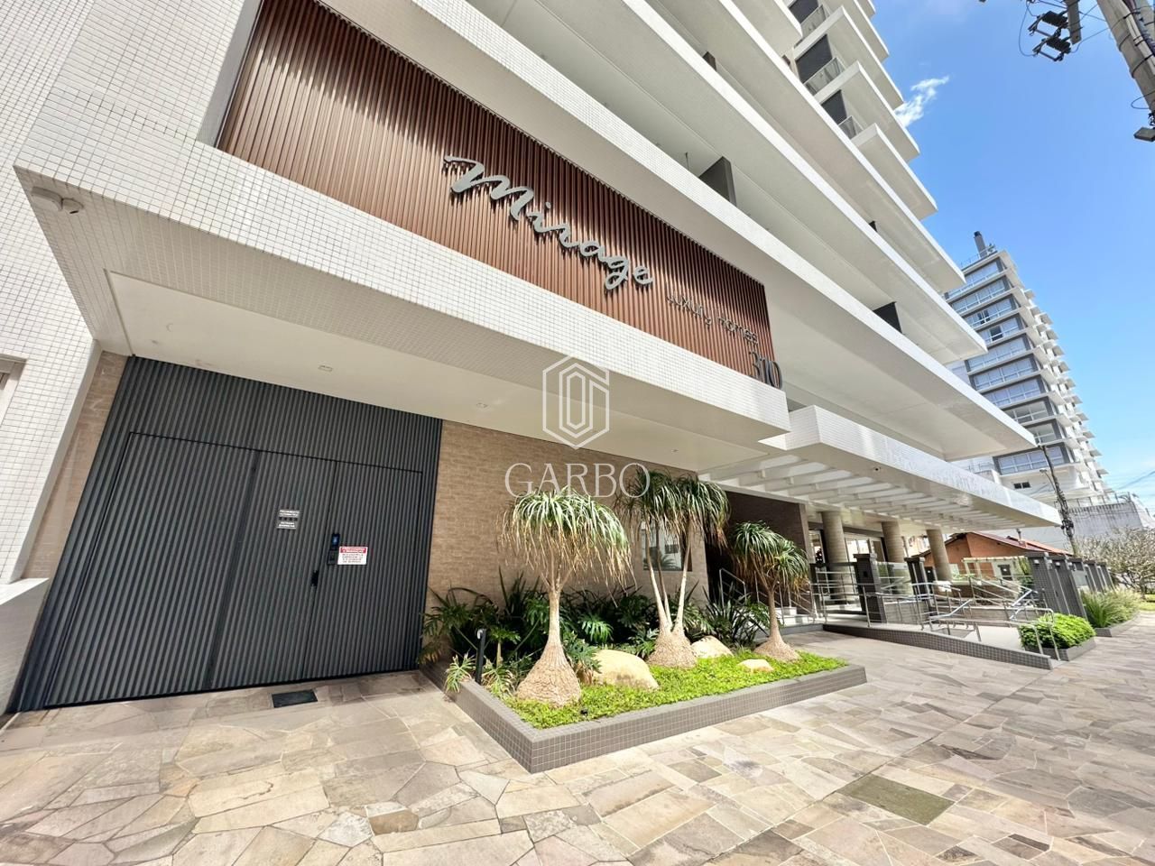 Apartamento, 3 quartos, 140 m² - Foto 2