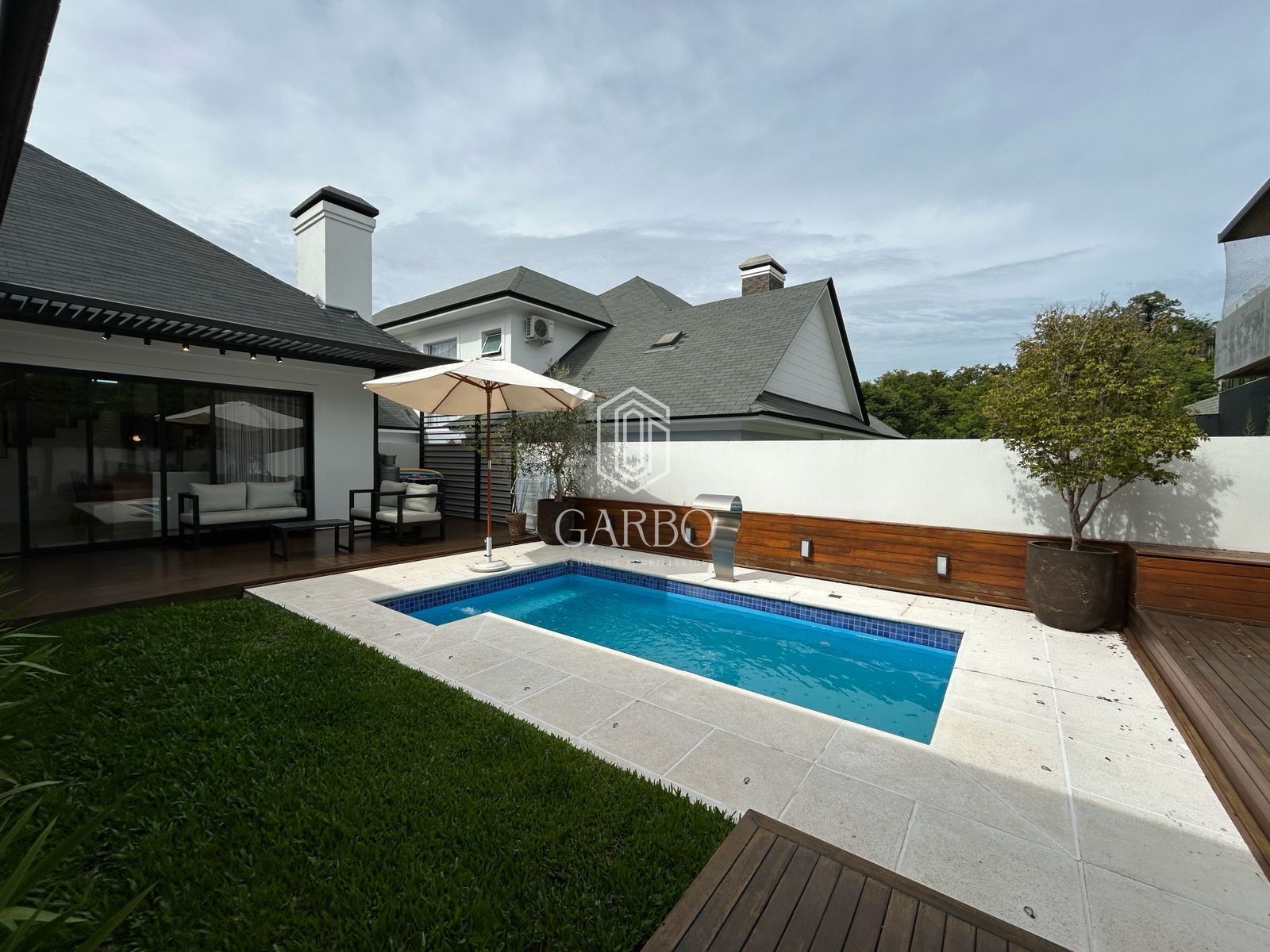 Casa, 3 quartos, 248 m² - Foto 9