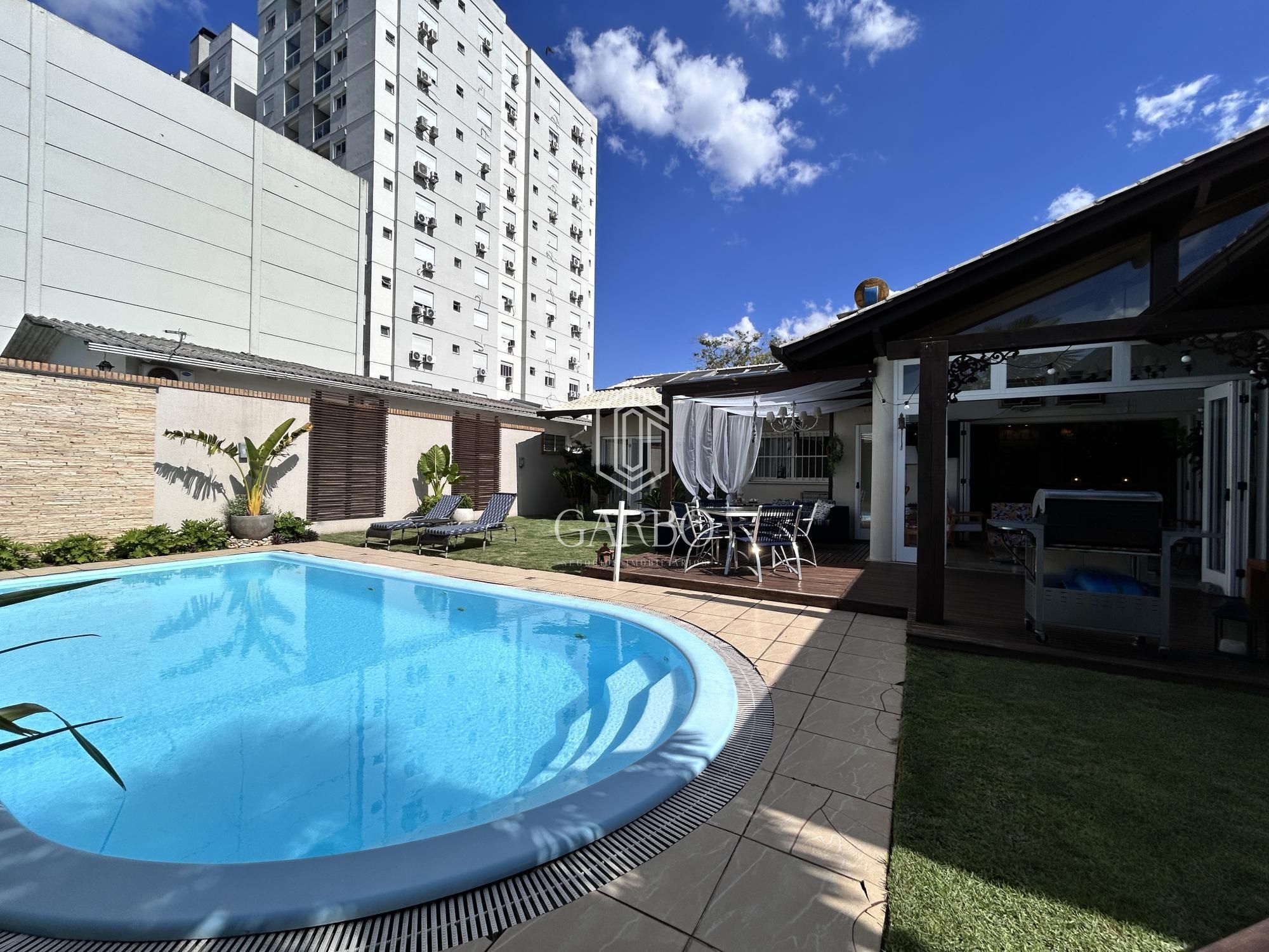 Casa, 3 quartos, 247 m² - Foto 16