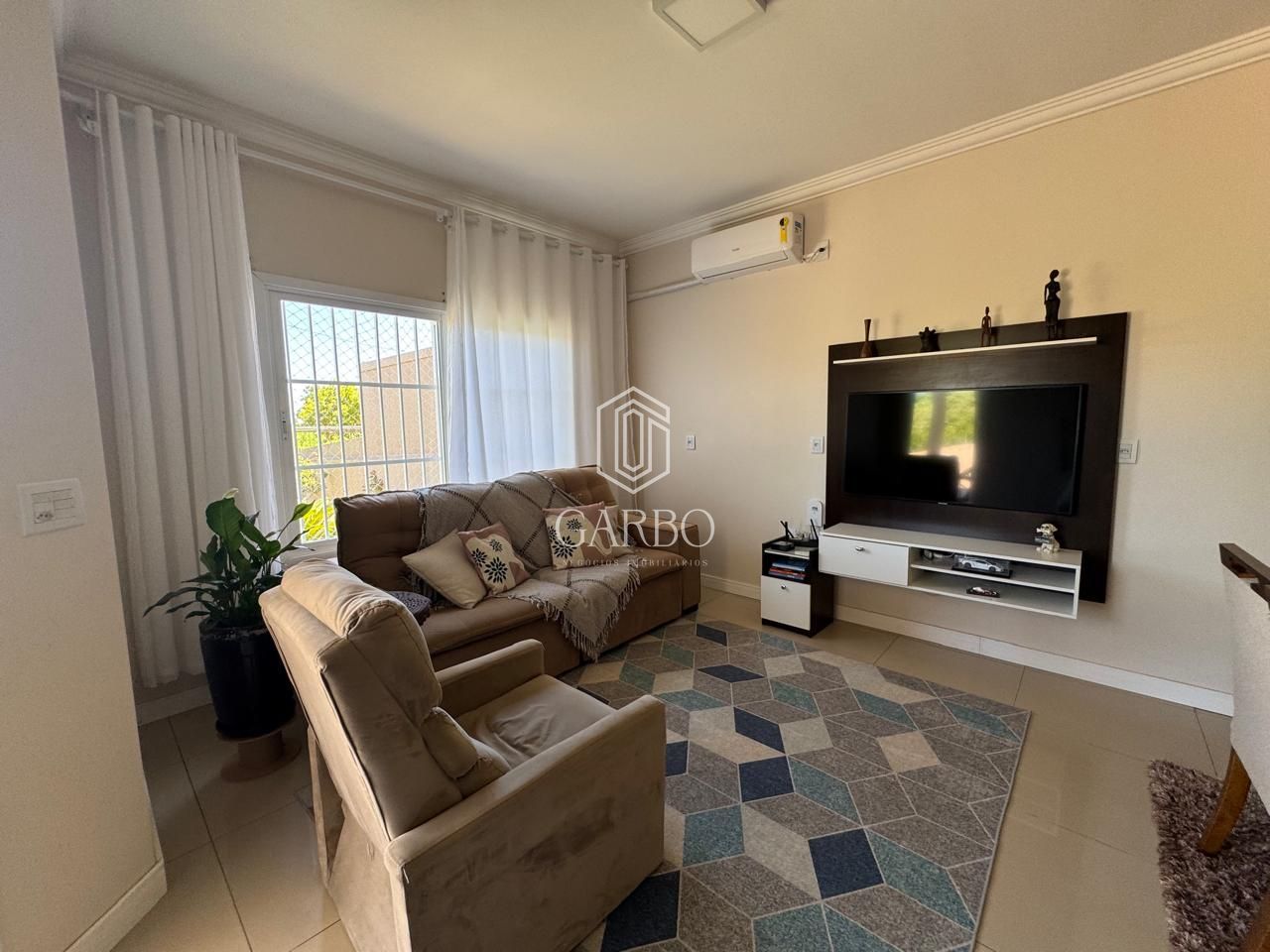 Chácara, 2 quartos, 1281 m² - Foto 5