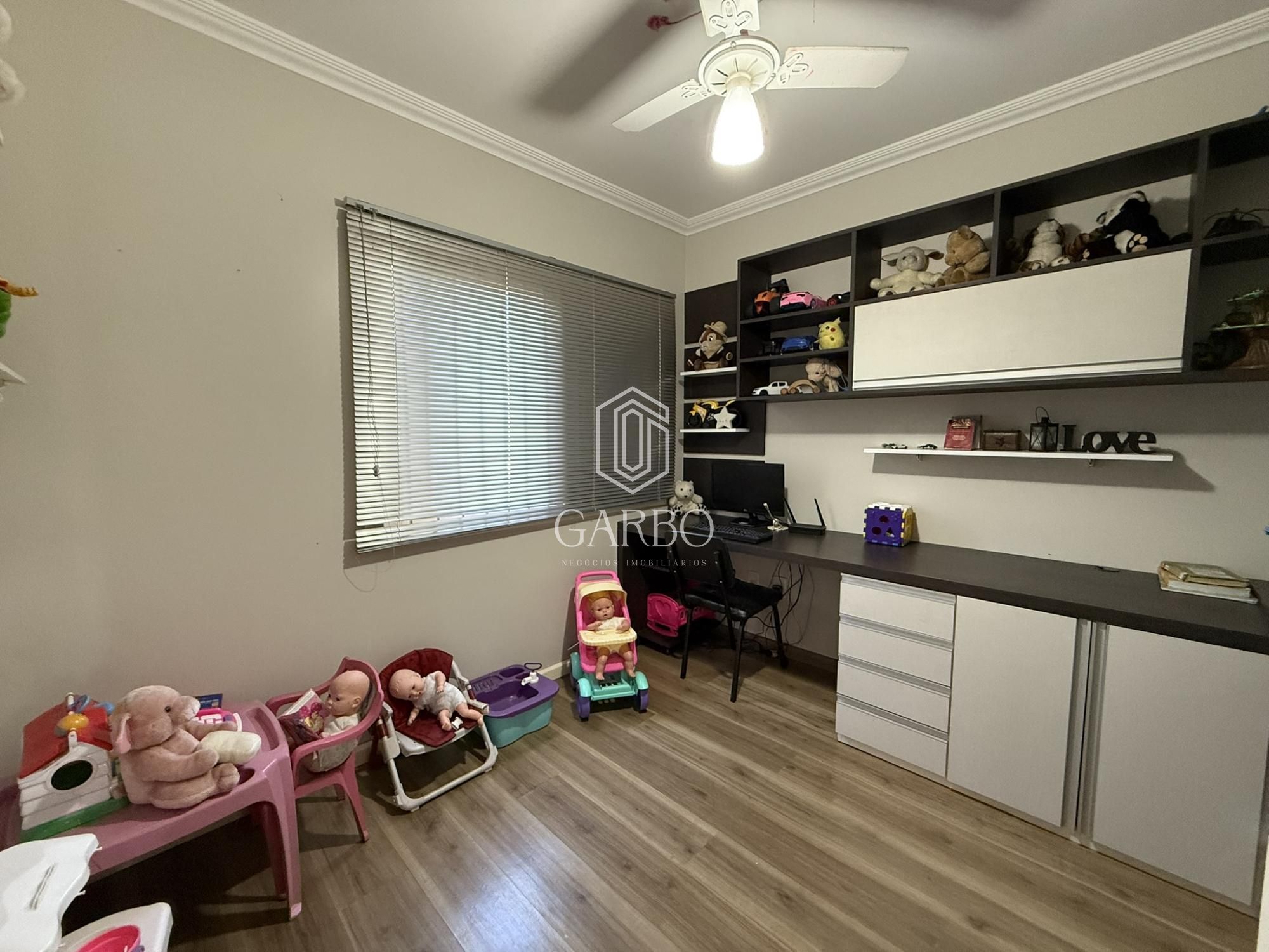 Casa à venda com 4 quartos, 224m² - Foto 14