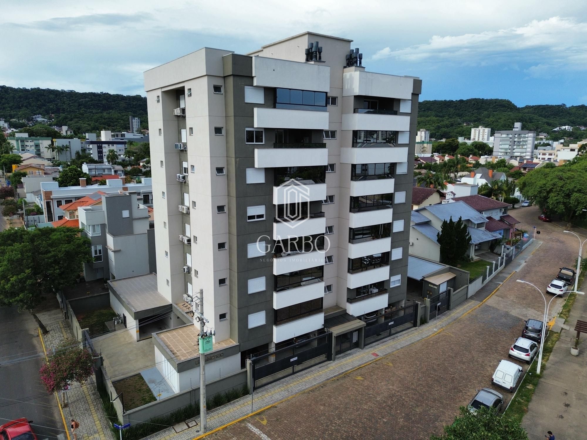Apartamento à venda com 2 quartos, 90m² - Foto 1