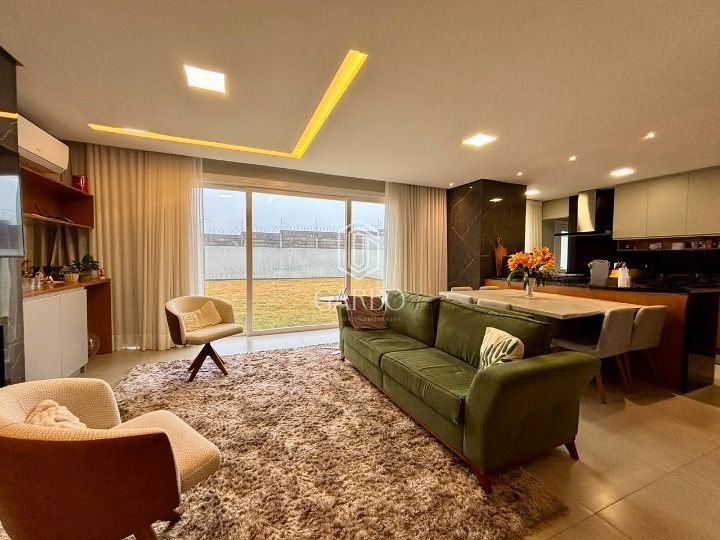 Casa, 3 quartos, 182 m² - Foto 4