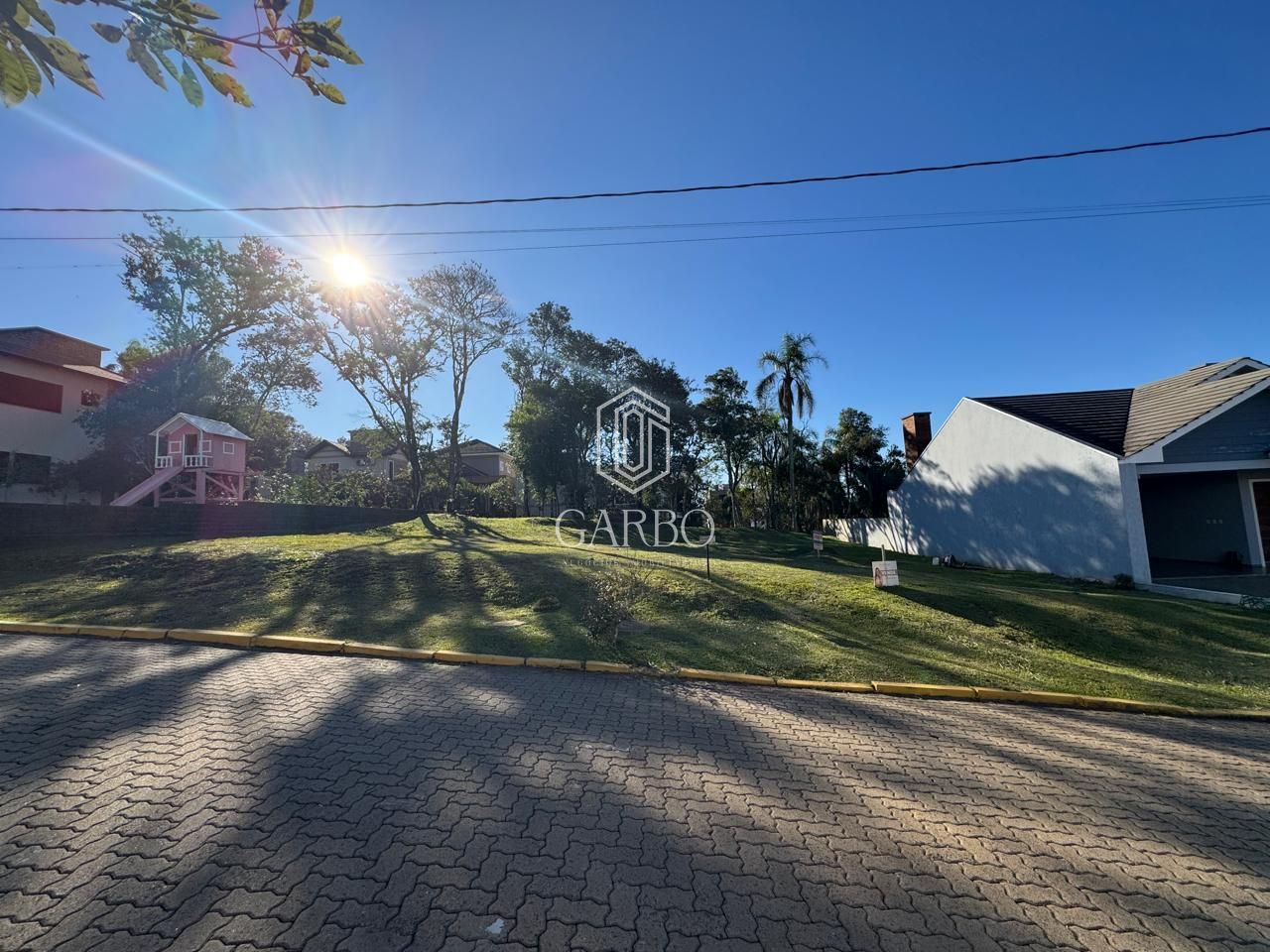 TERRENO À VENDA NO BELLE VILLE