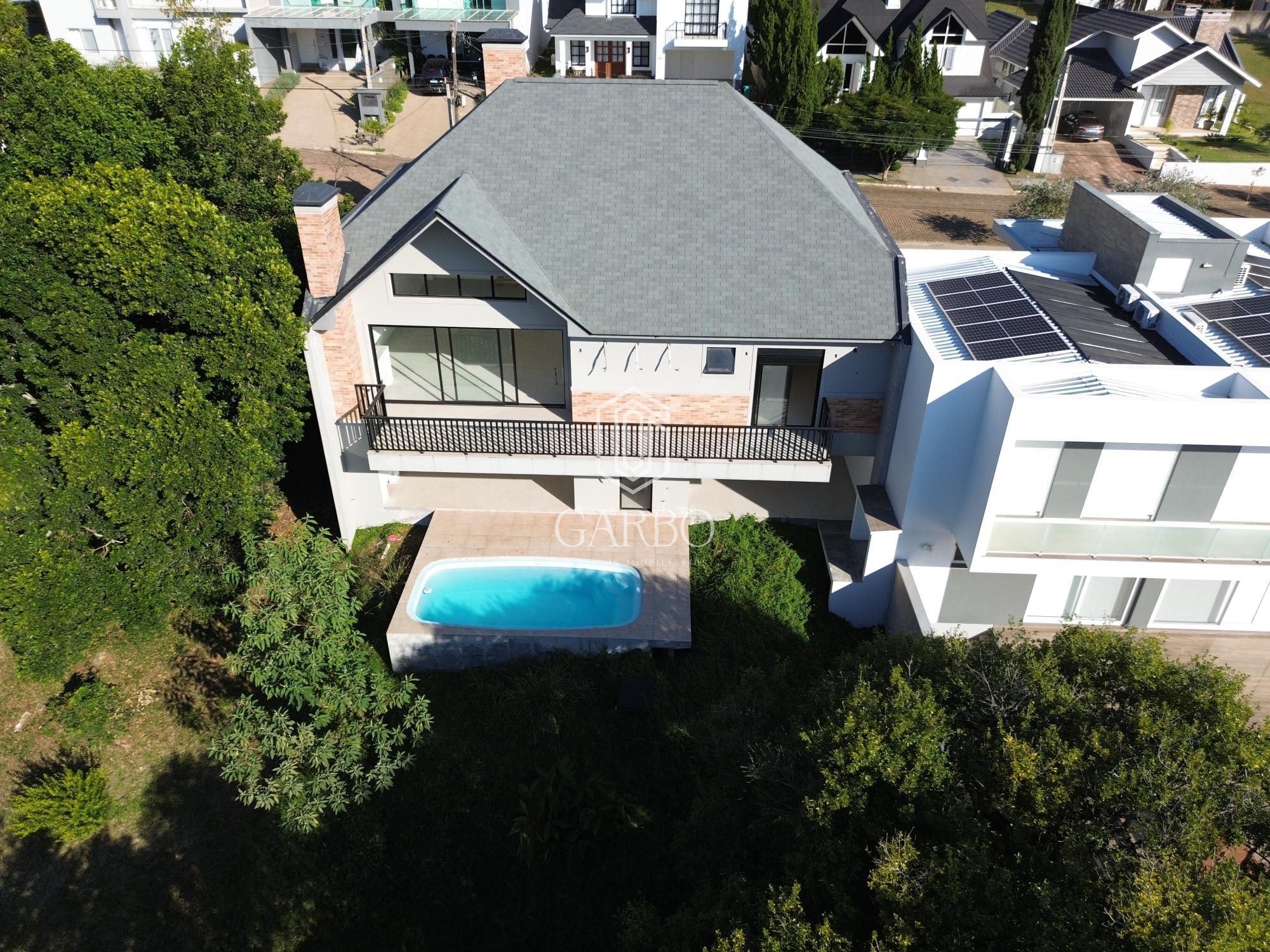 Casa à venda com 3 quartos, 314m² - Foto 5