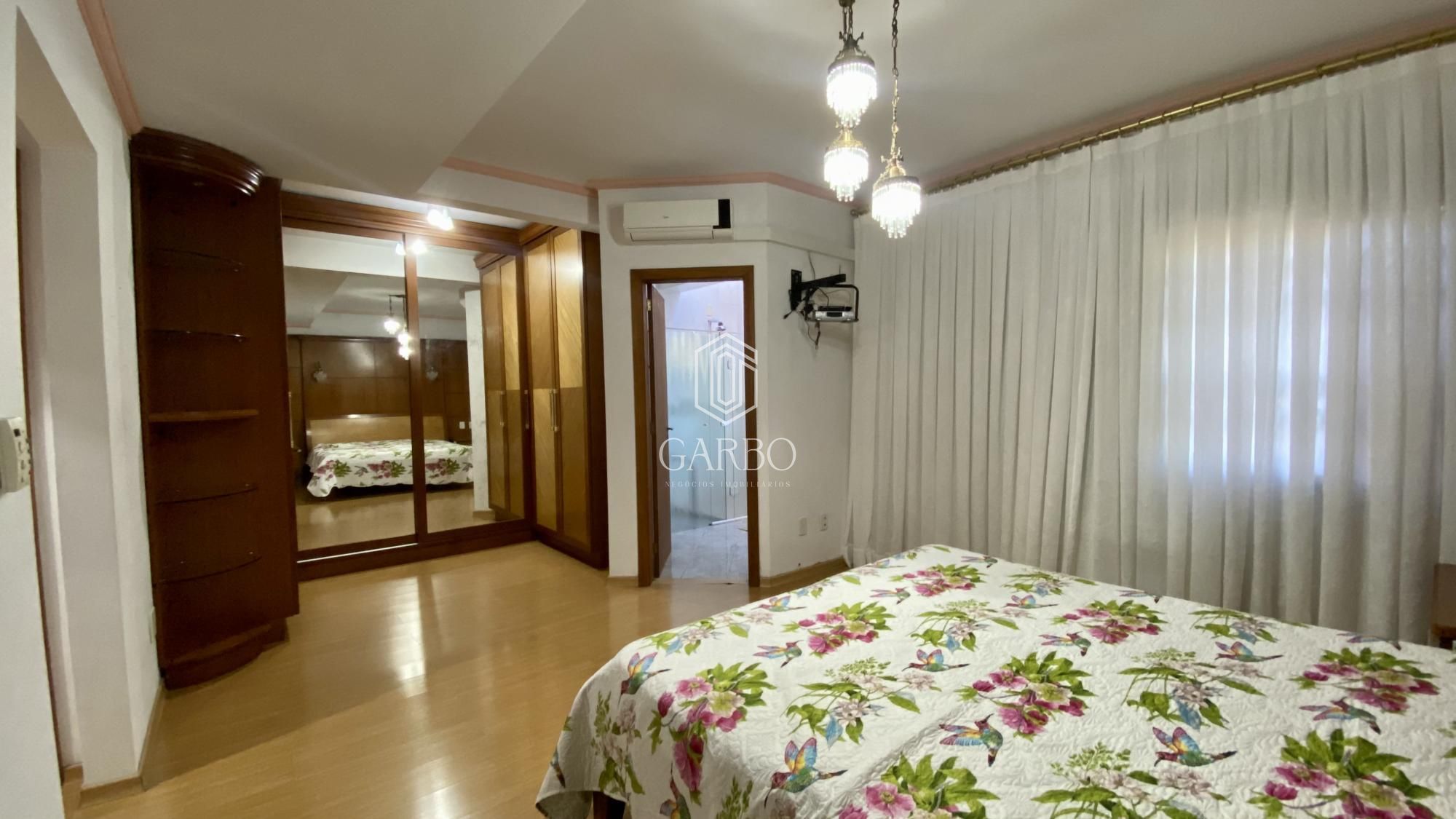 Casa à venda com 3 quartos, 447m² - Foto 12