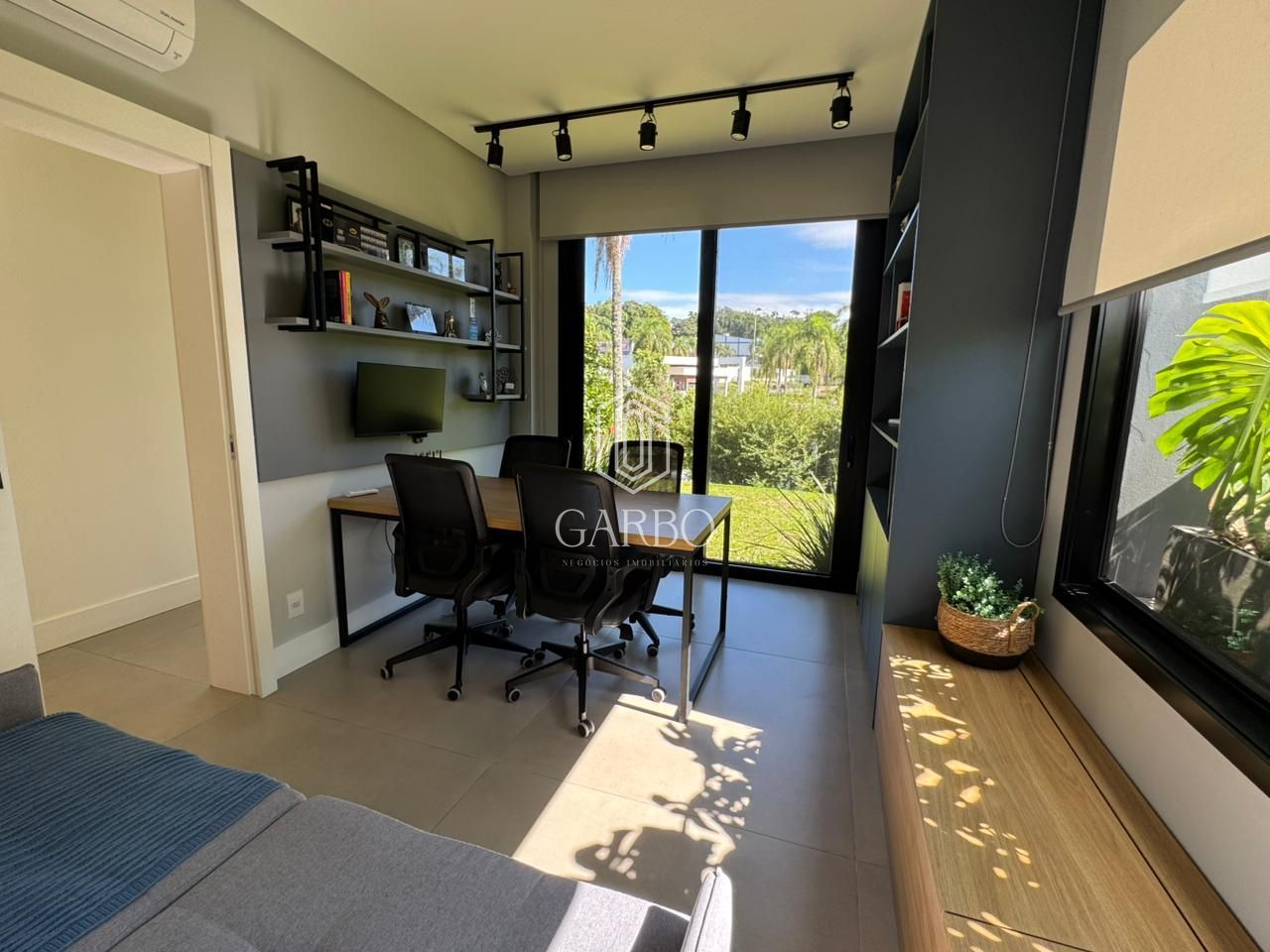 Casa, 3 quartos, 240 m² - Foto 11