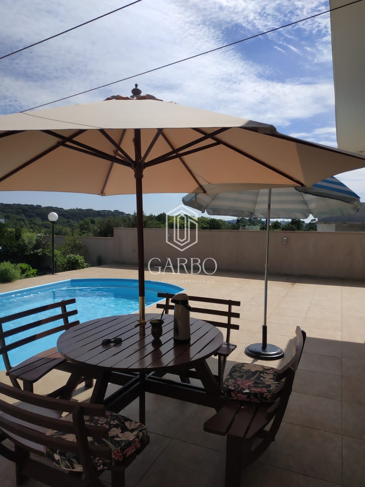 Casa à venda com 3 quartos, 308m² - Foto 6