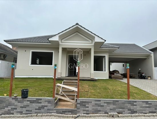 Casa, 3 quartos, 220 m² - Foto 1