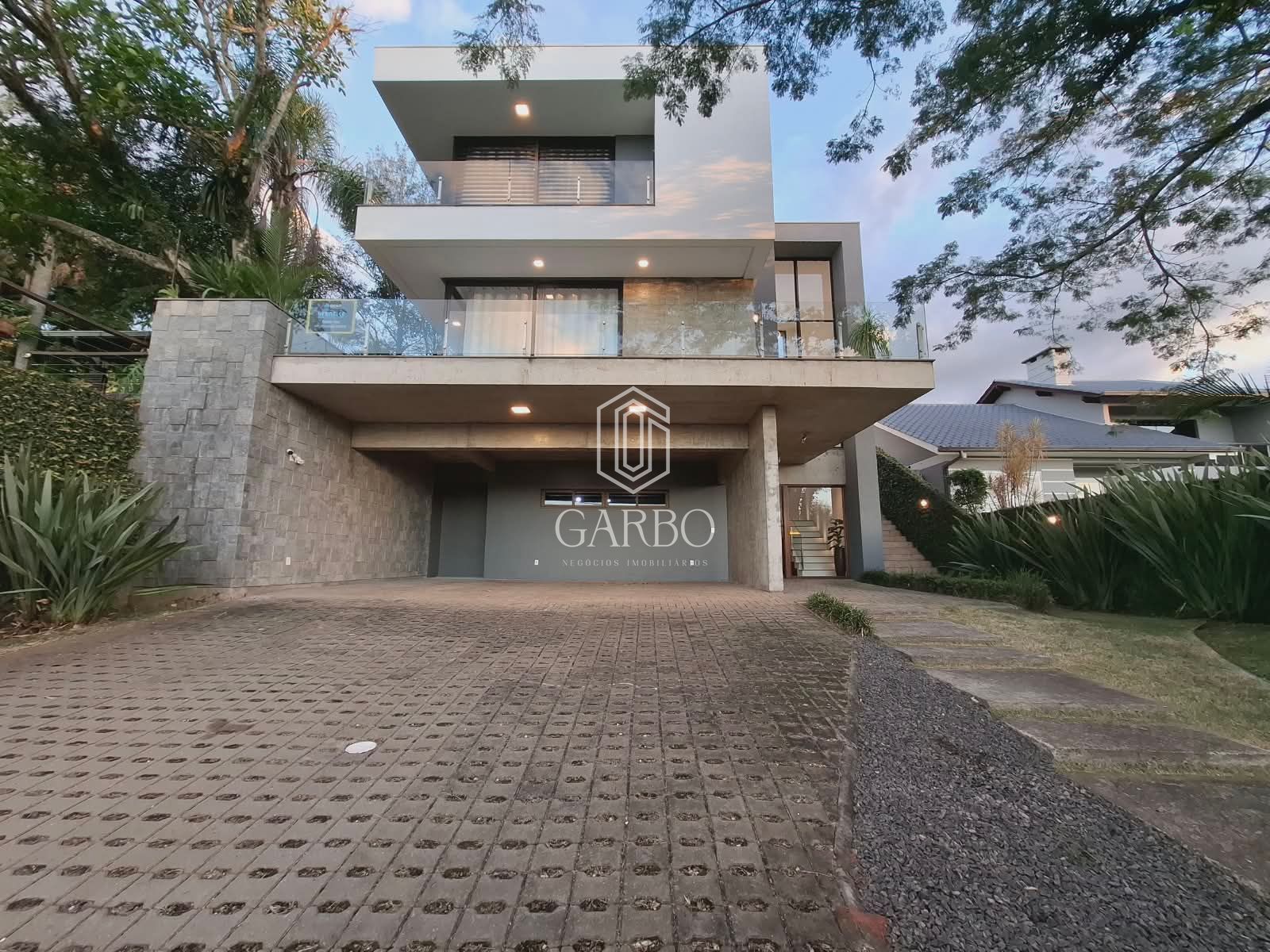 Casa, 3 quartos, 354 m² - Foto 1