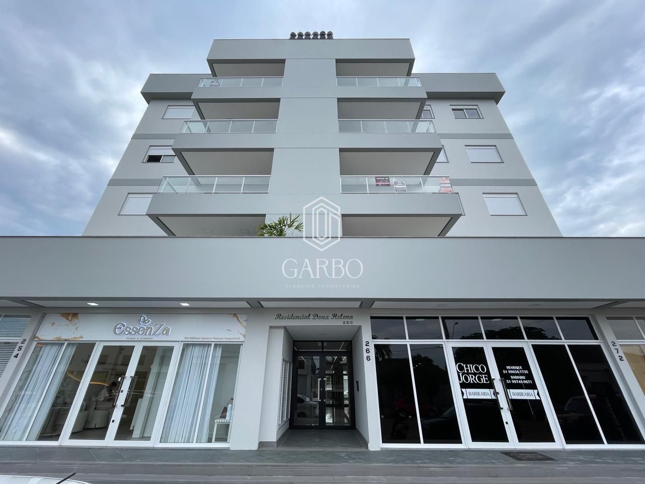 Apartamento à venda com 2 quartos, 98m² - Foto 1
