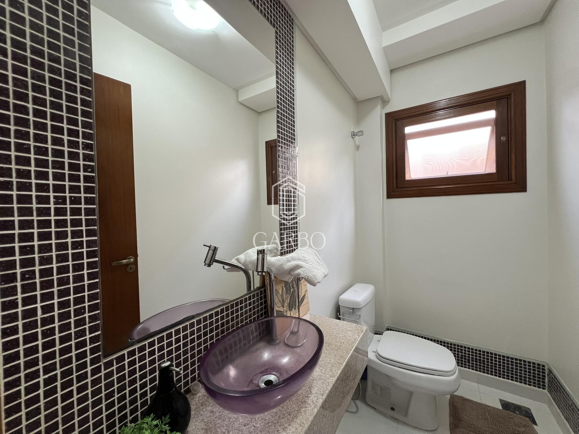 Casa à venda com 3 quartos, 230m² - Foto 20