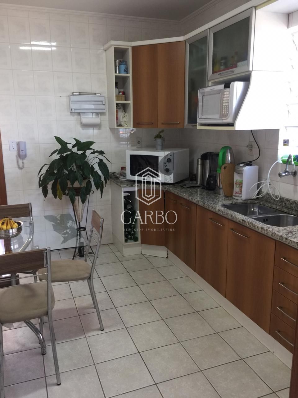 Apartamento à venda com 2 quartos, 95m² - Foto 11