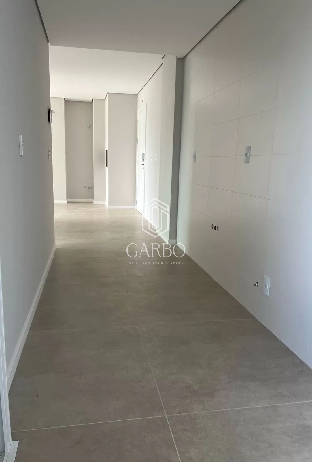 Apartamento à venda com 2 quartos, 79m² - Foto 10