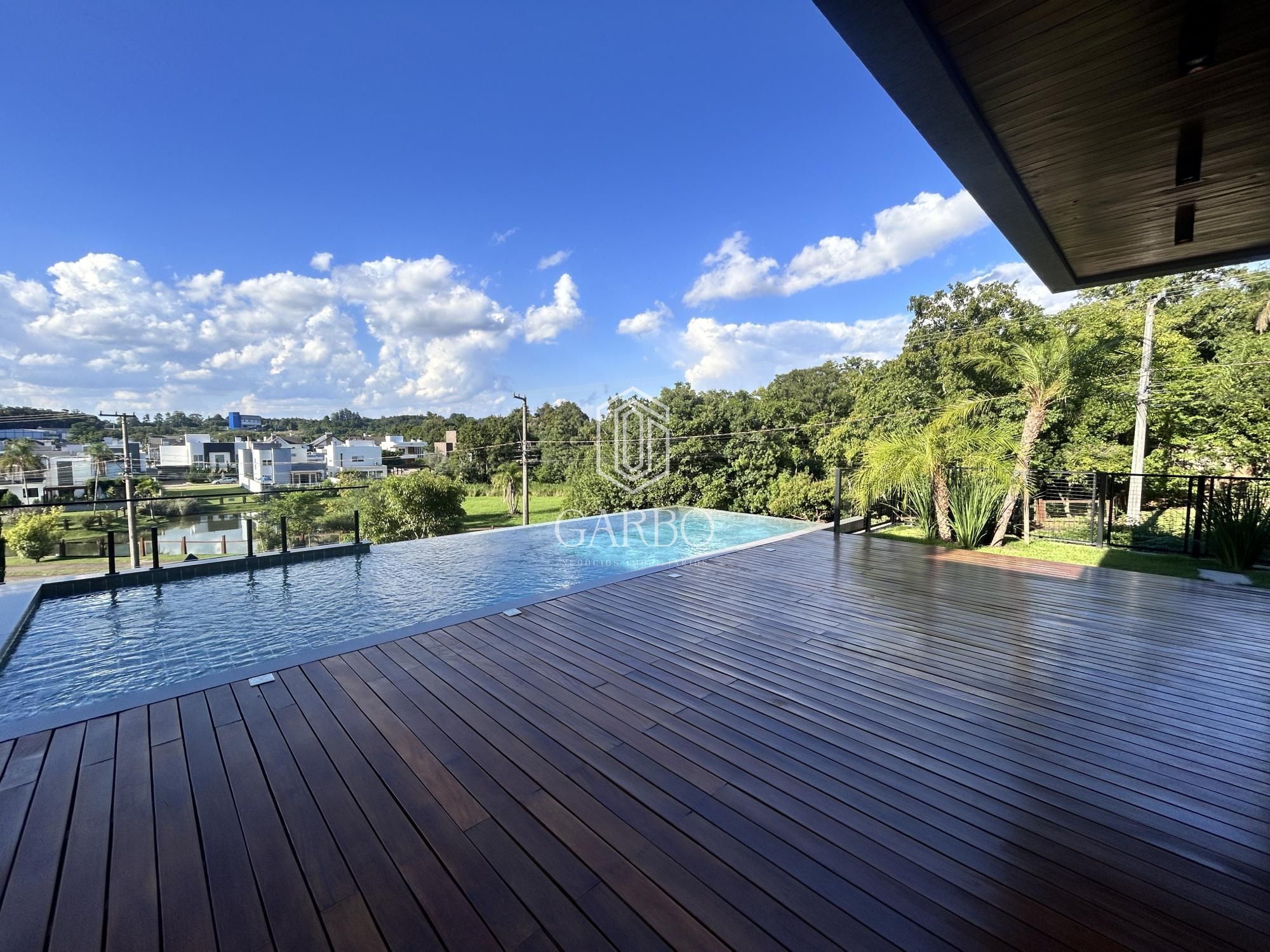 Casa, 4 quartos, 310 m² - Foto 2