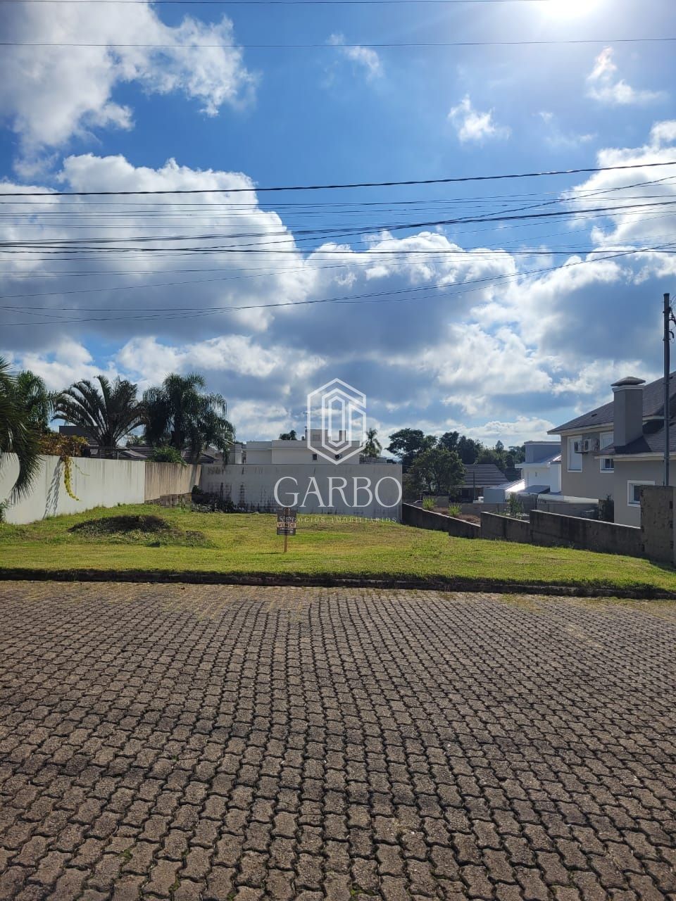 Terreno à venda, 556m² - Foto 1