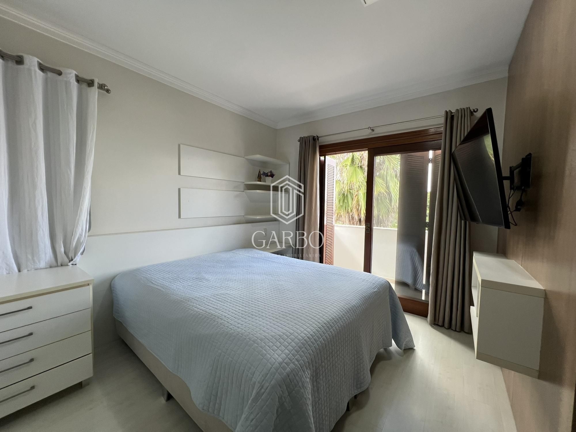 Casa à venda com 3 quartos, 230m² - Foto 15