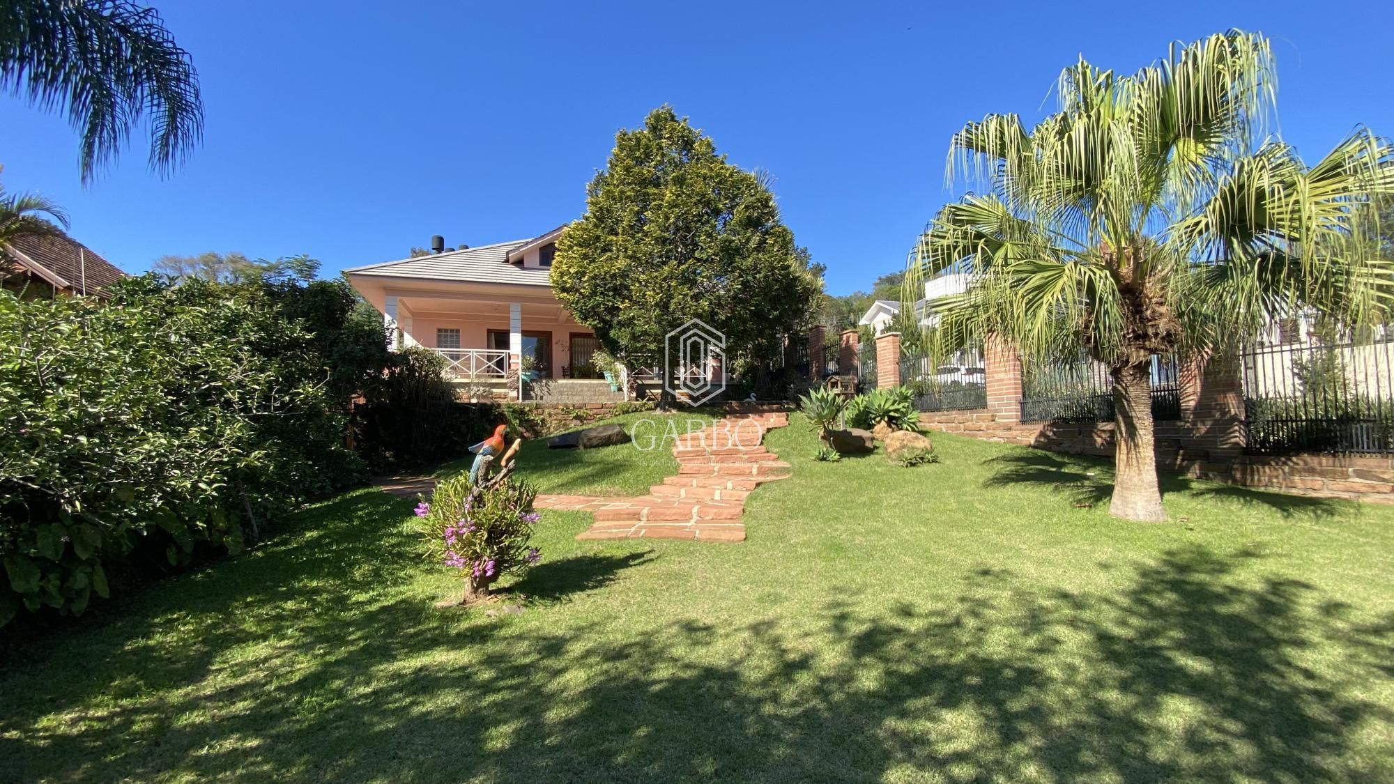 Casa à venda com 3 quartos, 447m² - Foto 3