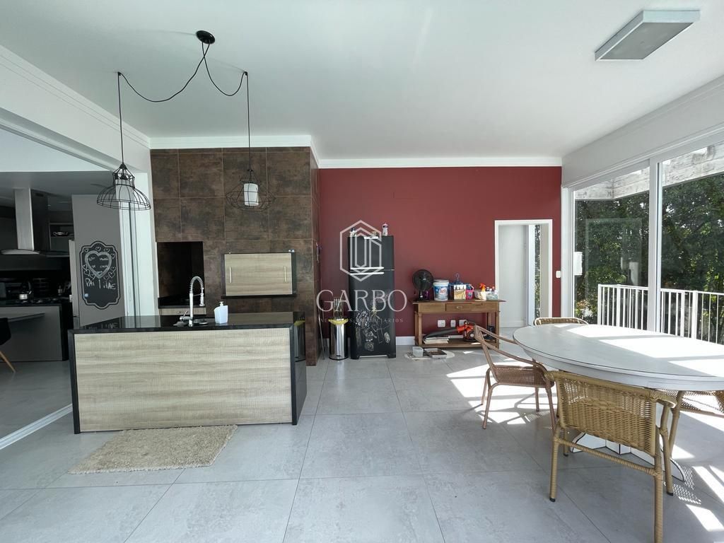 Casa à venda com 4 quartos, 393m² - Foto 9