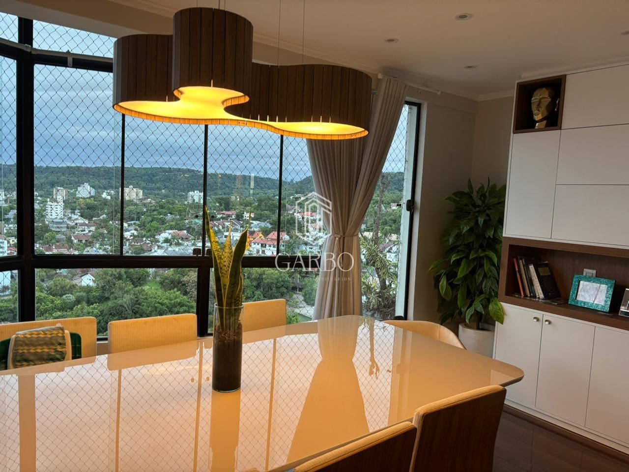 Cobertura, 3 quartos, 281 m² - Foto 1