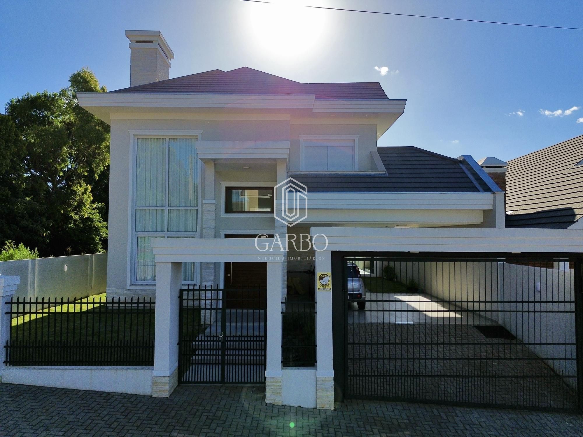 Belíssima casa com 3 dormitórios no Green Village