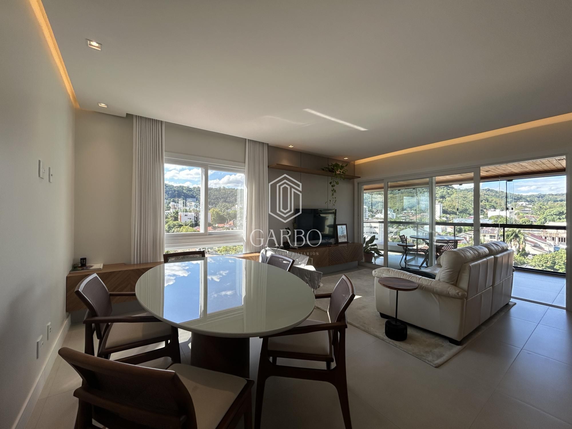 Apartamento, 3 quartos, 182 m² - Foto 2