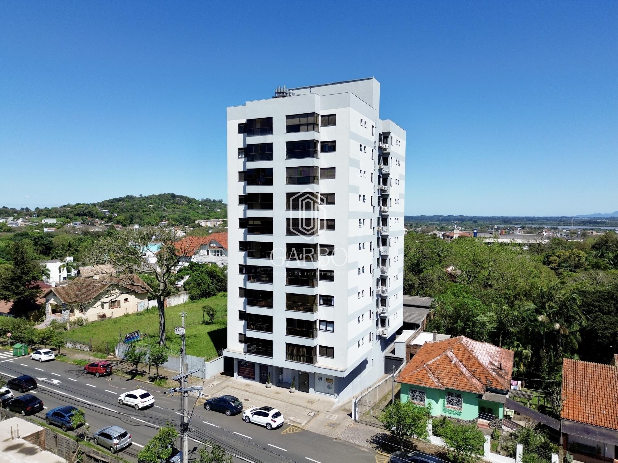 Apartamento à venda com 2 quartos, 84m² - Foto 1
