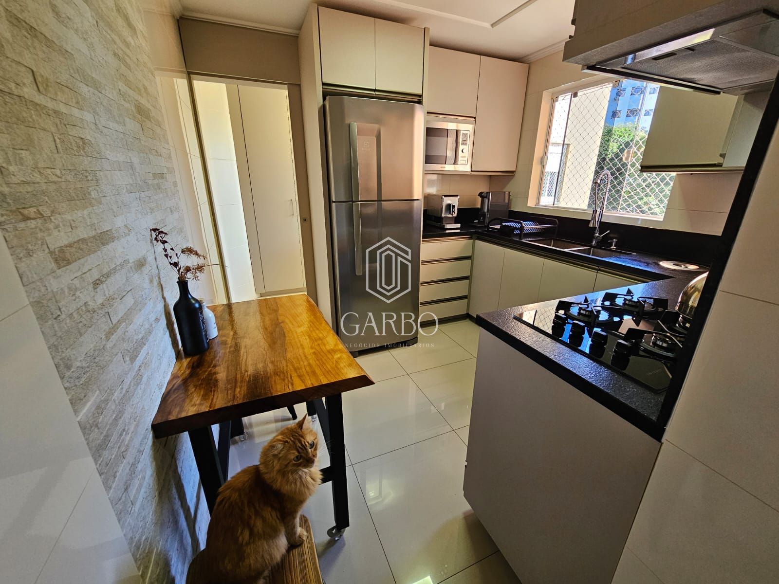 Apartamento à venda com 3 quartos, 150m² - Foto 5