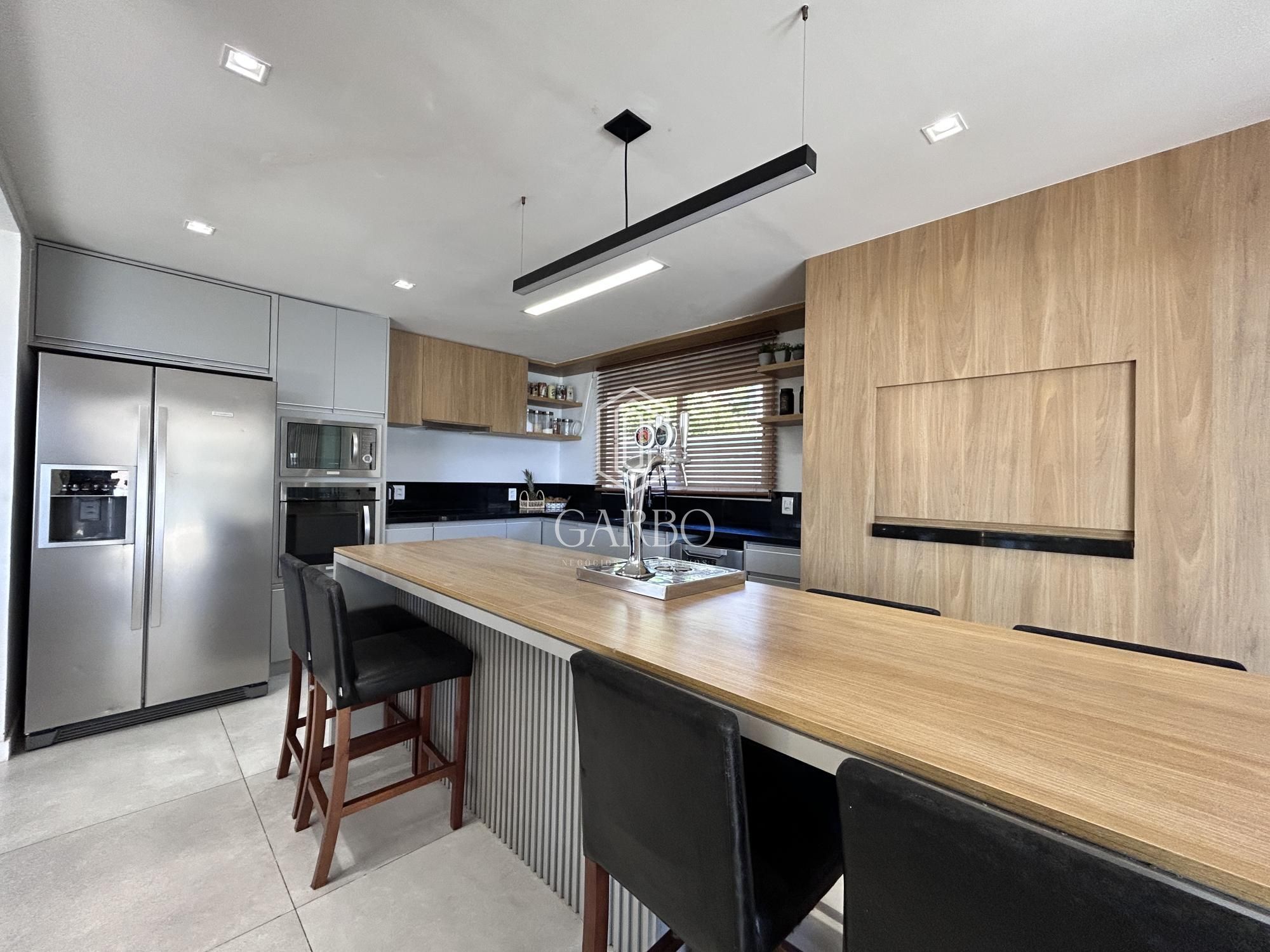 Casa, 4 quartos, 218 m² - Foto 5