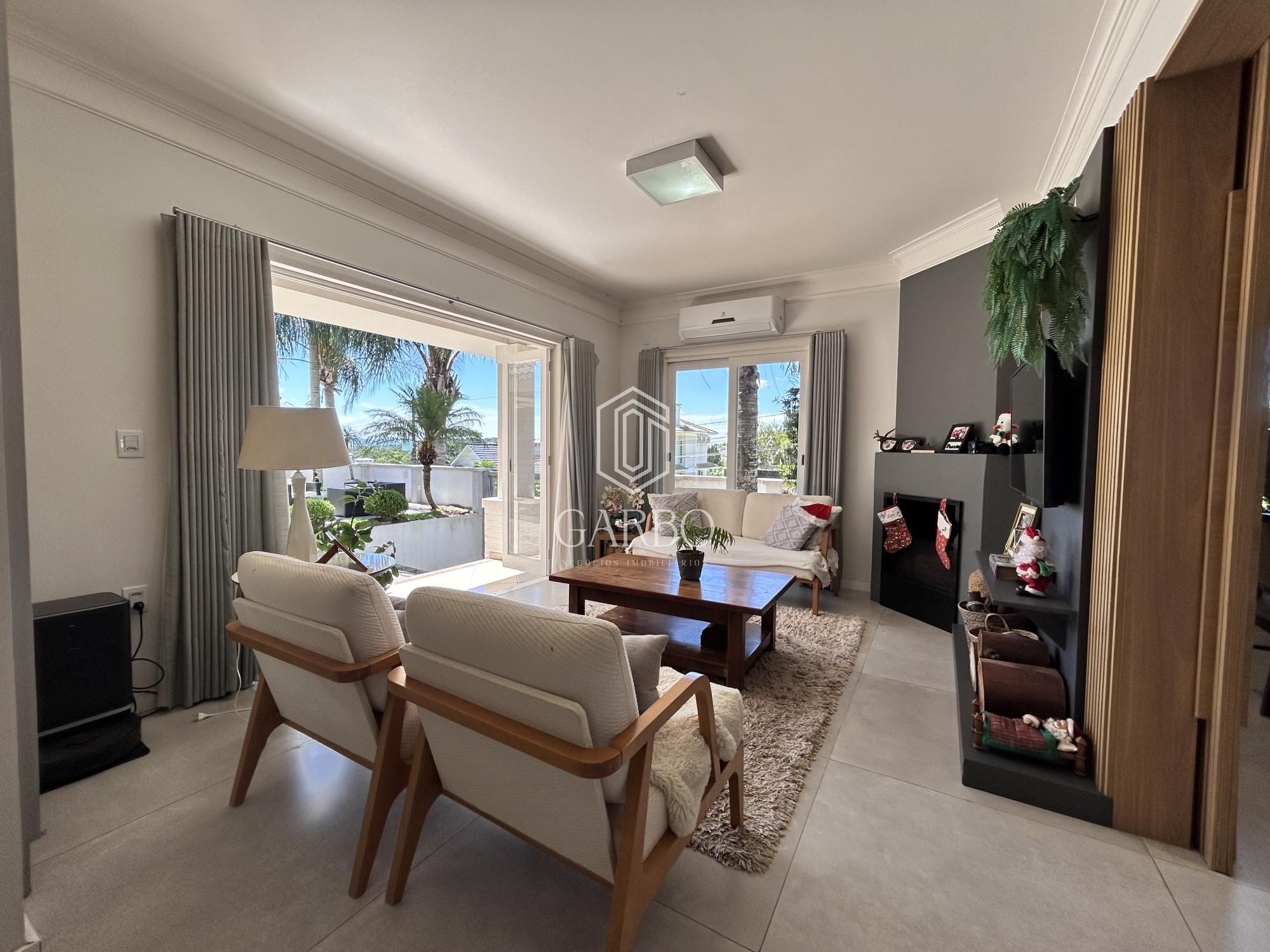 Casa, 4 quartos, 218 m² - Foto 3