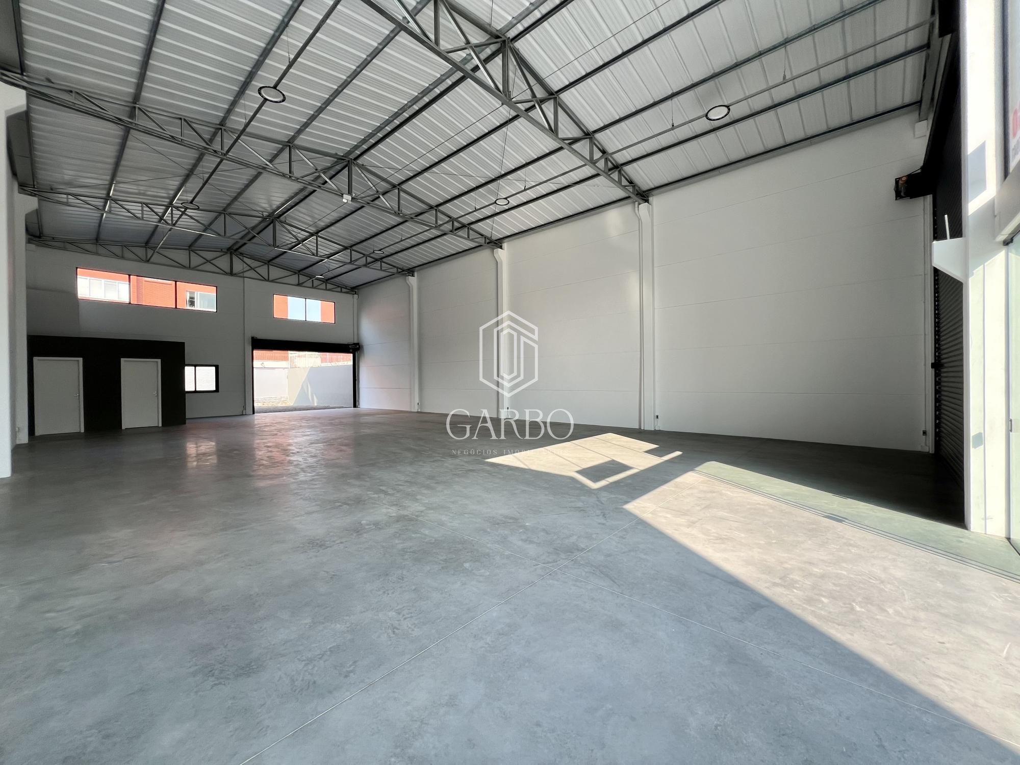 Depósito-Galpão-Armazém à venda com 1 quarto, 249m² - Foto 2