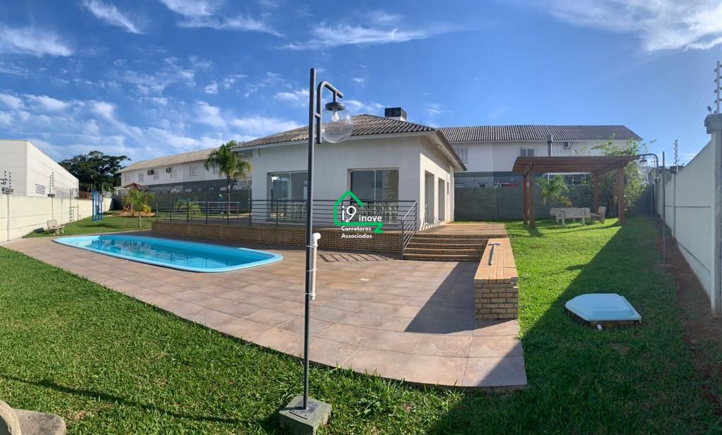 Sobrado à venda com 3 quartos, 78m² - Foto 1