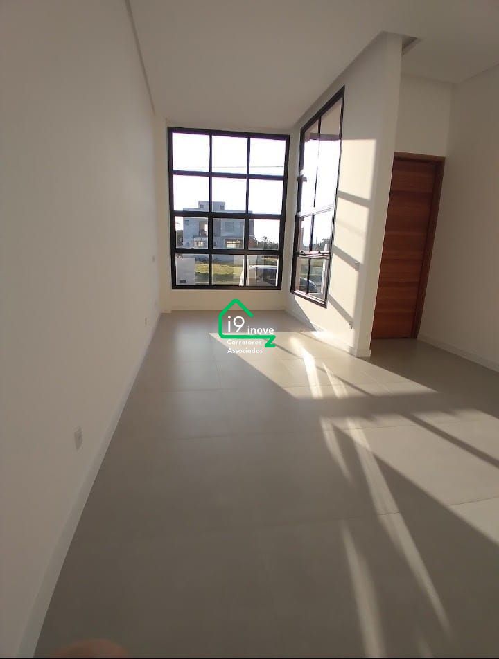 Casa à venda com 3 quartos, 140m² - Foto 5